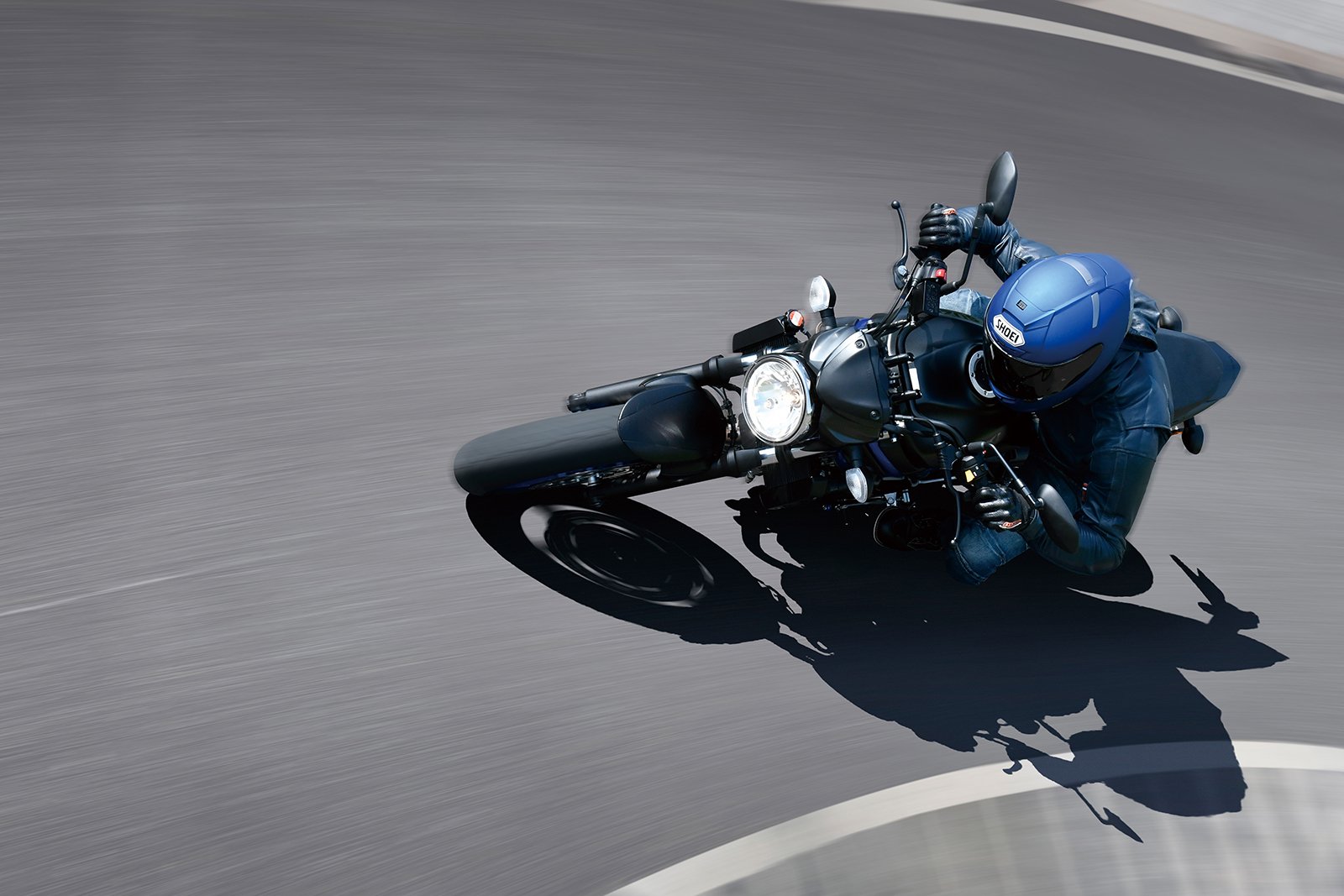 SV650AM1_action02